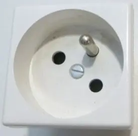 Stecker, Steckdosen, Adapter + Kontakt-Simon + K22/9