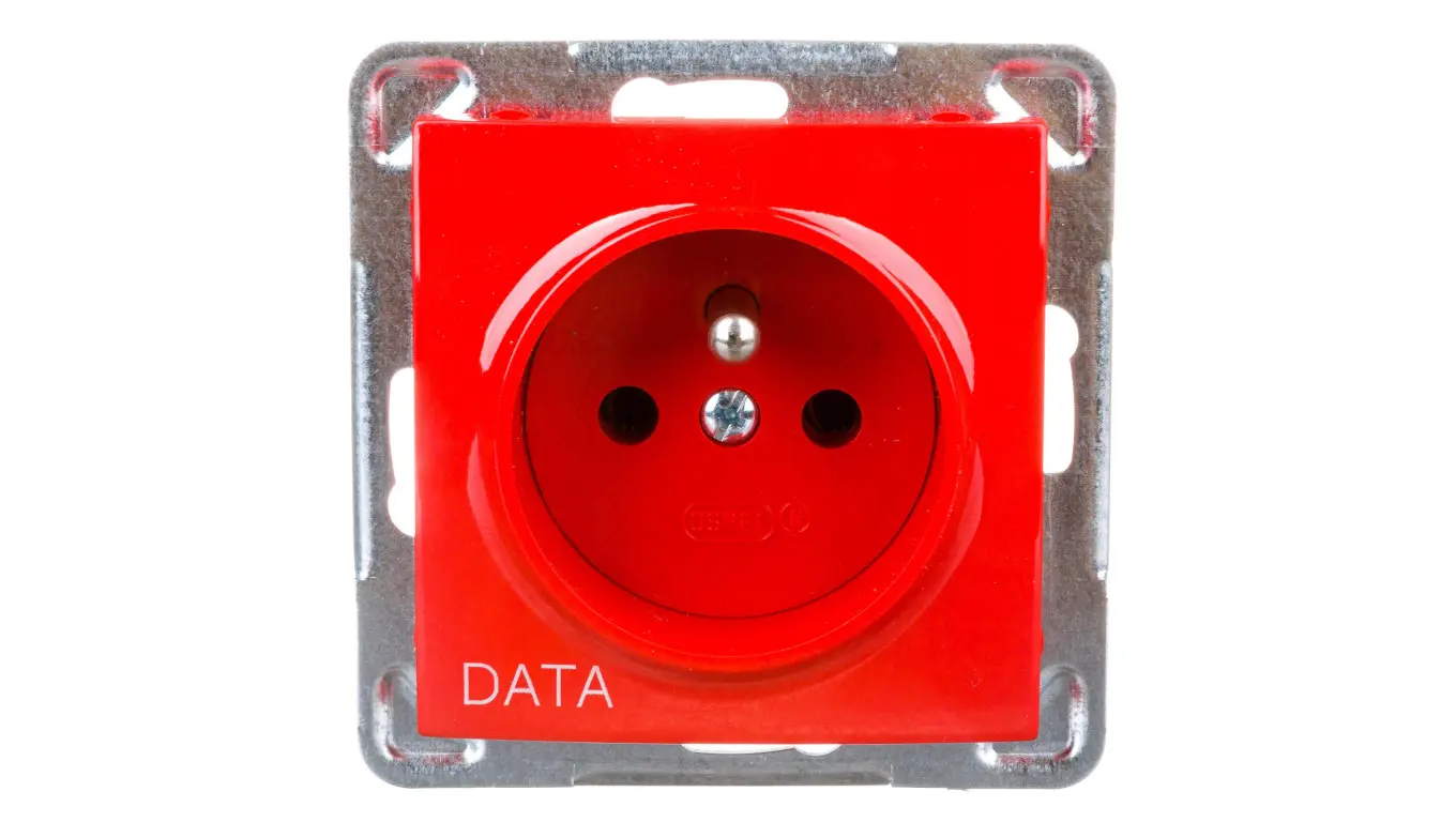 Plugger, stikkontakter, adaptere + Ospel + GP-1YZD/m/00