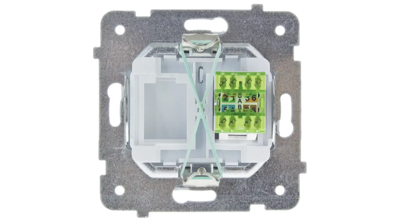 Plugger, stikkontakter, adaptere + Ospel + GPK-1S/K/m/43