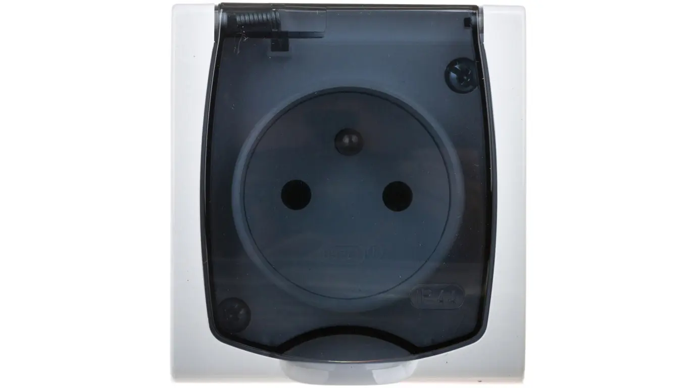 Plugger, stikkontakter, adaptere + Ospel + GNH-1NZ/00/d