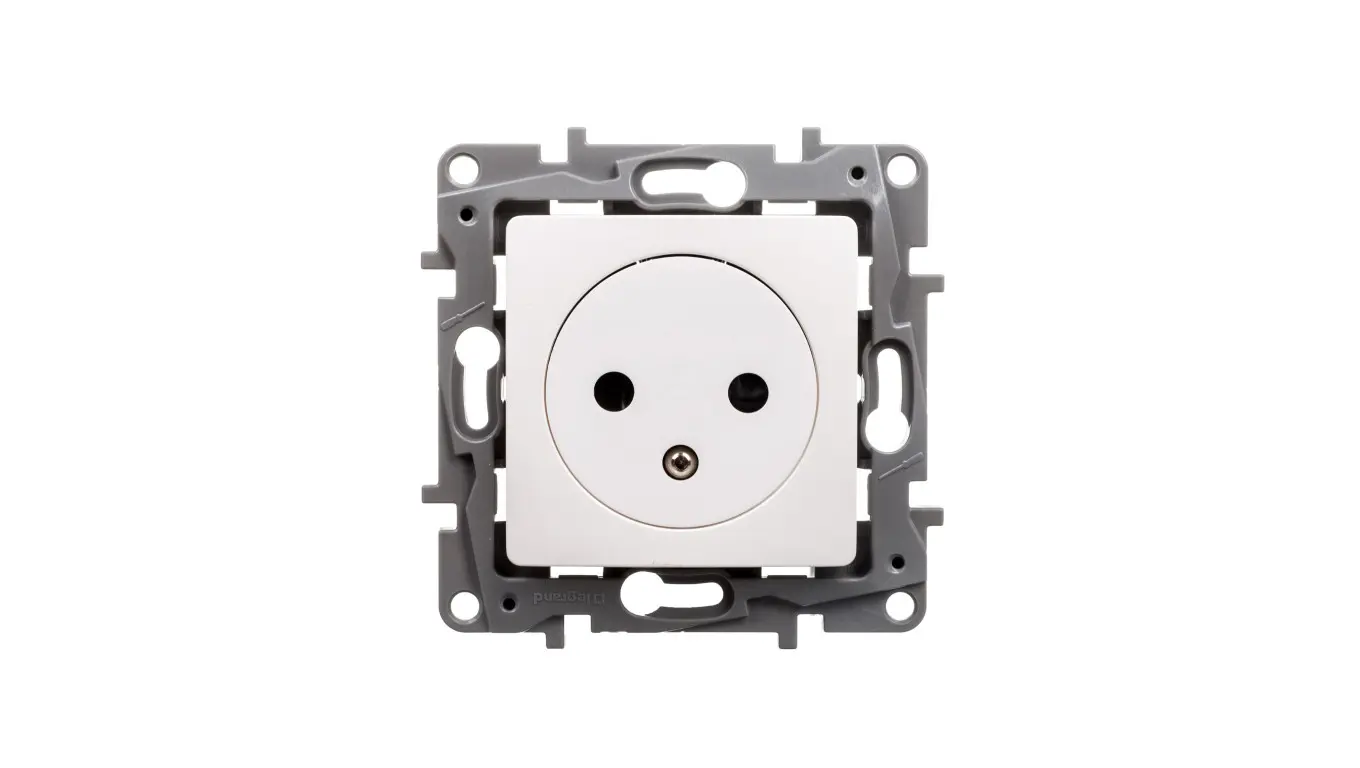 Plugger, stikkontakter, adaptere + Legrand + 664737