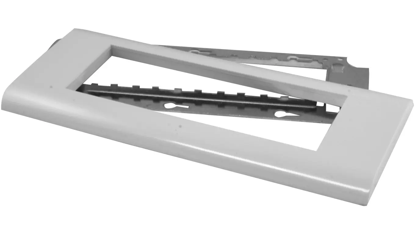 Stik, stikkontakter, adaptere + Emiter + 1-00014-82958