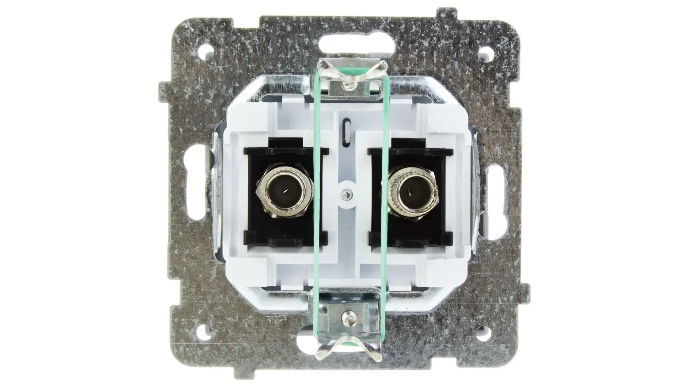 Vtiči, vtičnice, adapterji + Ospel + GPA-2RF/M/38