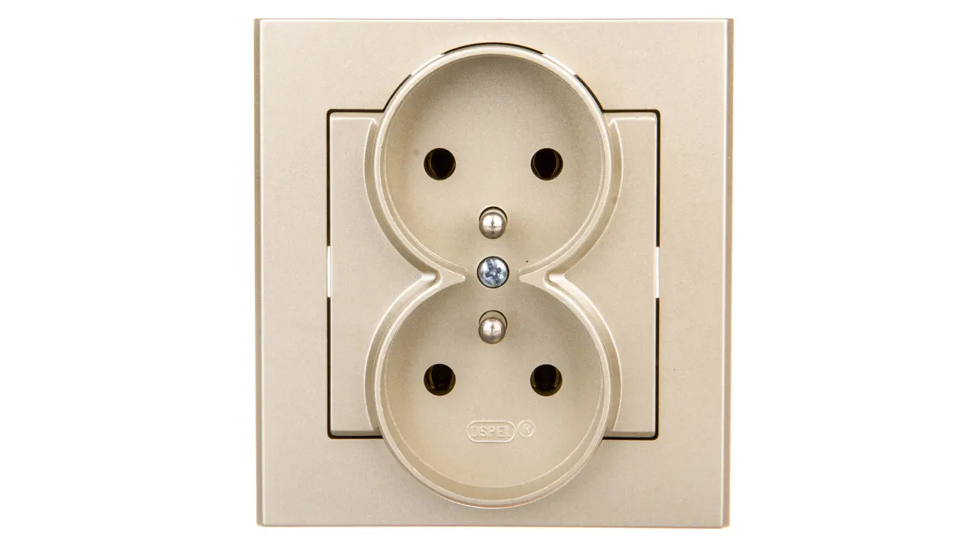 Plugger, stikkontakter, adaptere + Ospel + GP-2RZ/39