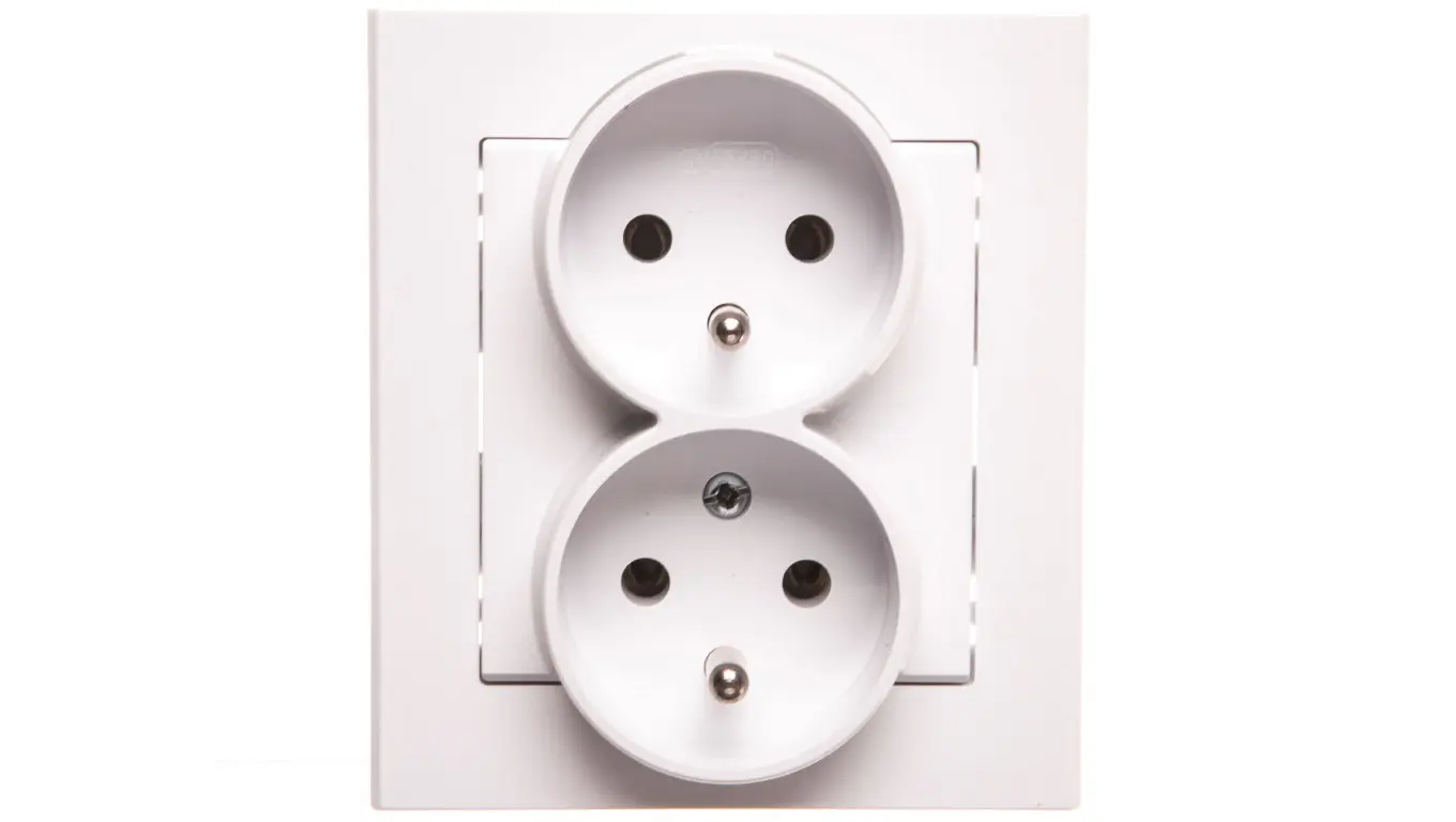 Plugs, sockets, adapters + Ospel + GP-2RC/00