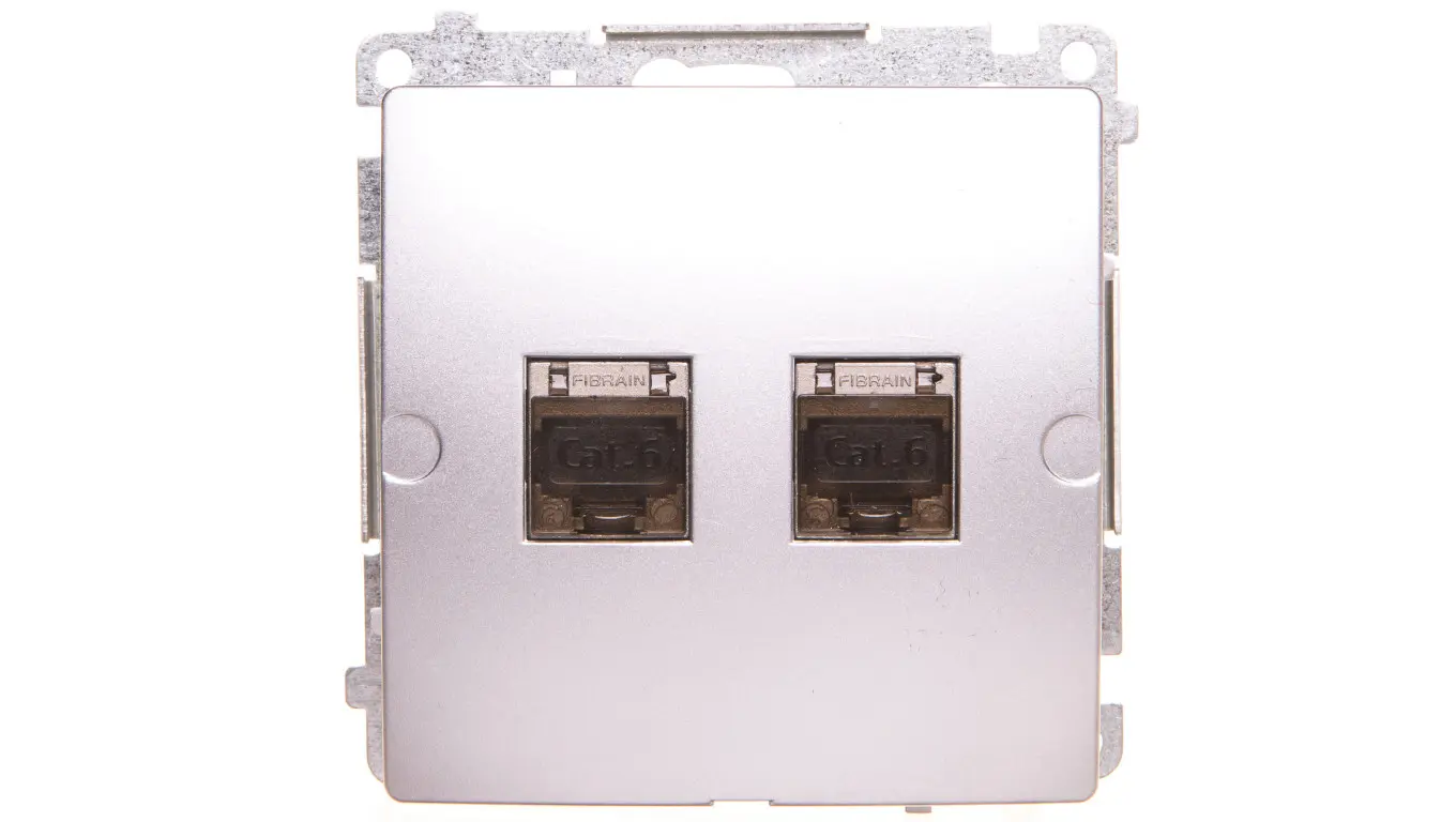 Plugger, stikkontakter, adaptere + Kontakt-Simon + BM62E.01/43