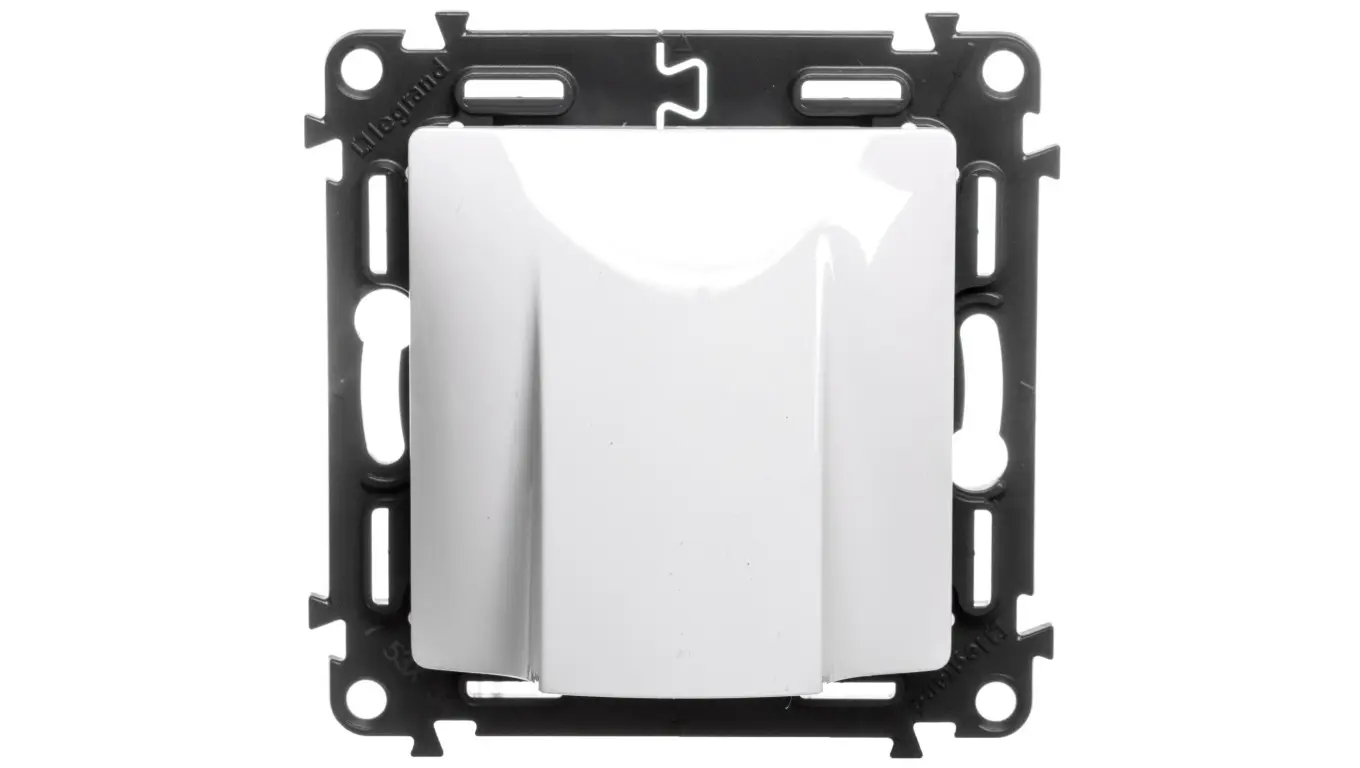 Vtiči, vtičnice, adapterji + Legrand + 753134